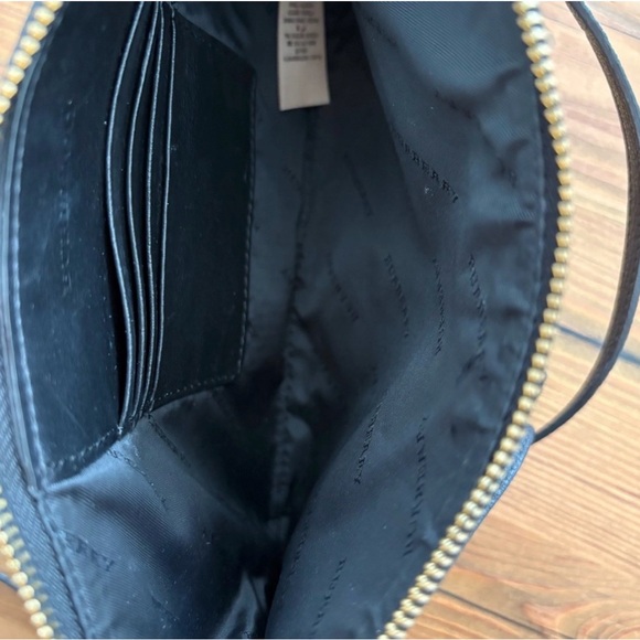 Burberry EUC Peyton - Picture 10 of 10